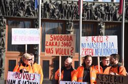 Zaposleni Salonita Anhovo protestirali v Ljubljani #video