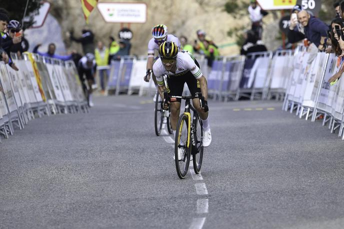 Primož Roglič | Primož Roglič je zmagovalec 5. etape dirke po Kataloniji. V sprintu ciljnega vzpona je strl Remca Evenepoela. | Foto Guliverimage