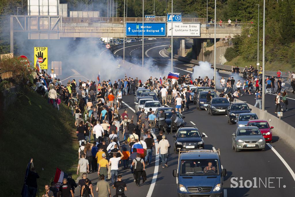 Protest nasprotnikov pogojev PCT v Ljubljani dne 29.9.2021