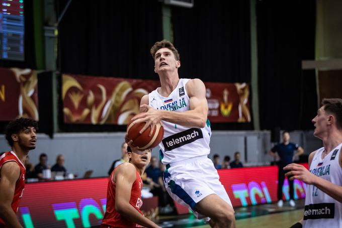 Z Janom Videtom, ki je gonila sila reprezentance do 19 let, sta bila v Španiji pri Real Madridu nekaj časa tudi cimra. | Foto: FIBA