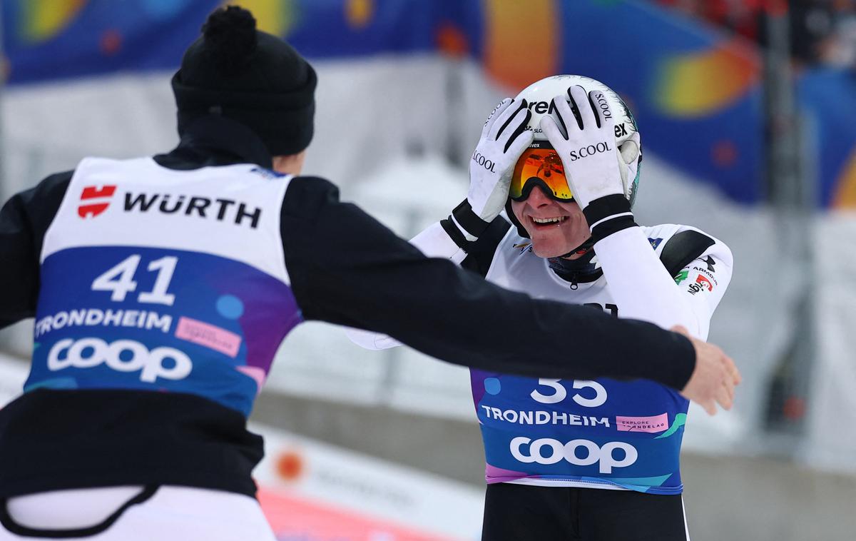 Domen Prevc | Domen Prevc je kralj velike skakalnice, na kateri si je priskakal zlato medaljo. | Foto Reuters