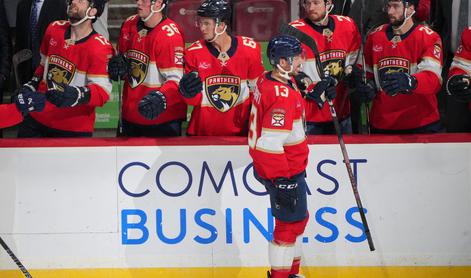 Florida uspešno začela branjenje naslova, Campbell prva ženska trenerka v NHL