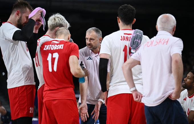 Nikola Grbić je zadovoljen s predstavo poljskih odbojkarjev. | Foto: Reuters