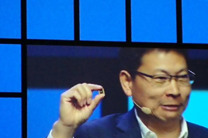 Huawei, Richard Yu, Kirin 980, IFA 2018 | Tudi letos je v Berlinu Richard Yu, prvi mož Huaweijevega oddelka za potrošniško elektroniko, predstavil Huaweijev najnovejši procesor - letos je to Kirin 980. | Foto Srdjan Cvjetović