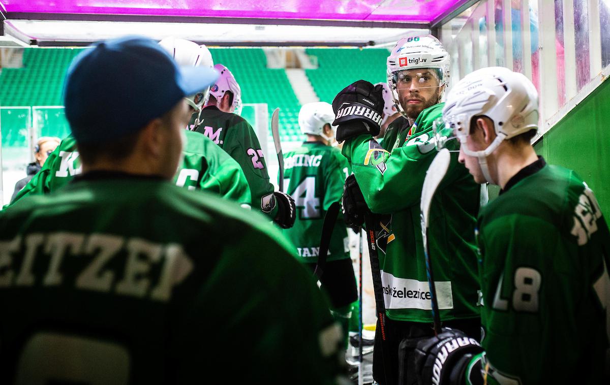 HK SŽ Olimpija - KAC II Alpska liga, 1. krog | Hokejisti Olimpije so celinski pokal odprli s porazom po kazenskih strelih. | Foto Grega Valančič/Sportida