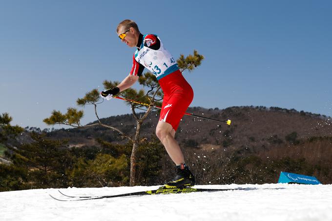 Temperature so v času paraolimpijskih iger najmanj 15 stopinj višje kot v času olimpijskih iger. To dokazuje tudi fotografija, ki prikazuje Kanadčana Marka Arendza med šprintersko preizkušnjo v smučarskem teku.   | Foto: Getty Images