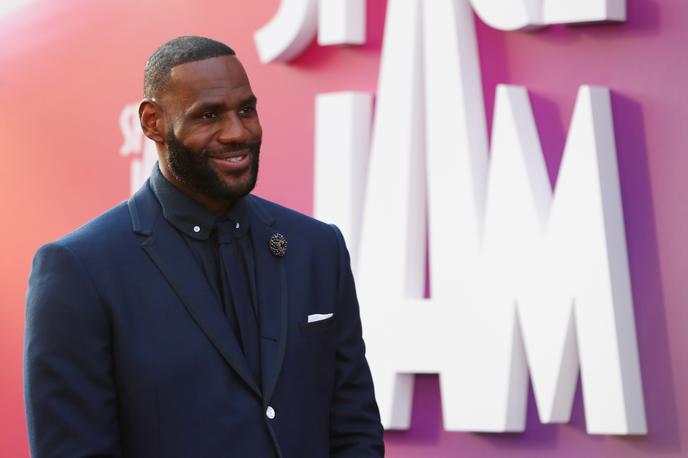 LeBron James | LeBron James se je cepil. | Foto Reuters