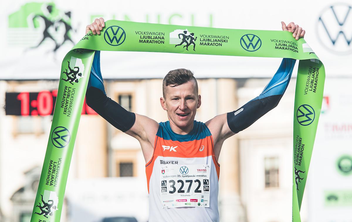 Primož Kobe 25. Ljubljanski maraton | Najboljši slovenski maratonec Primož Kobe bo na ljubljanskem maratonu skušal izboljšati najboljši slovenski maratonski čas na tem tekaškem prazniku. V Ljubljani je od Slovencev najhitreje tekel Roman Kejžar, ki je leta 1998 maratonsko razdaljo pretekel v času 2:18:22. | Foto Grega Valančič/Sportida