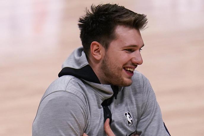 Luka Dončić | Dallas Luke Dončića, ki je postal igralec tedna zahodne konference, bi se moral pomeriti z New Orleans Pelicans, a je srečanje prestavljeno. | Foto Guliverimage