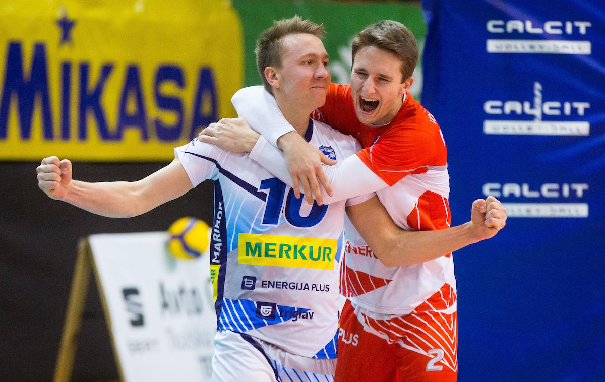 ACH Volley OK Merkur Maribor | Mariborčani so dobili vse tekme modre skupine, a bodo vseeno zasedli tretje mesto, saj ne gre verjeti, da bi lahko Panvita v naslednjem krogu premagala Kamnik. | Foto Žiga Zupan/Sportida