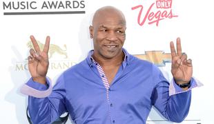 Mike Tyson rešil poškodovanega motorista